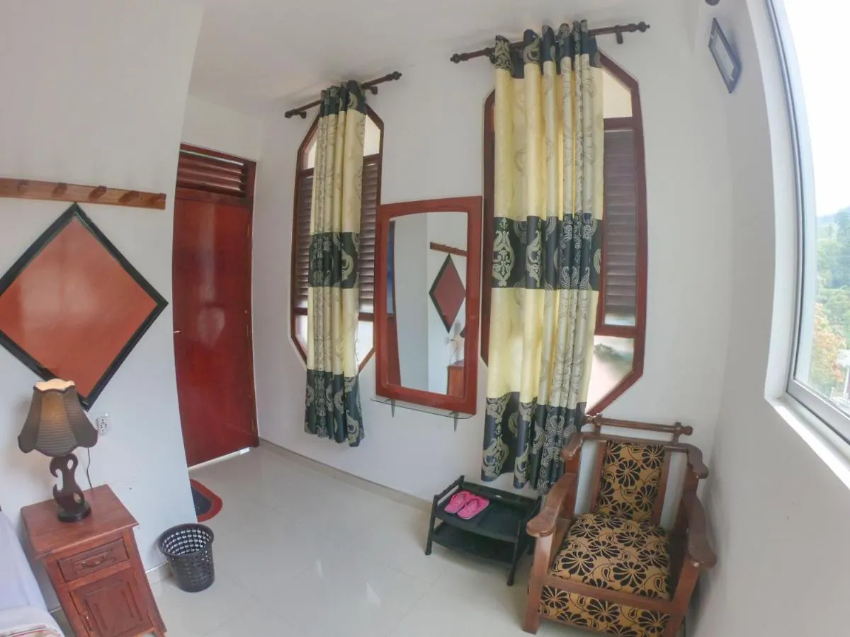 Hotel Siumi Rest à Nallathanniya 0*,  Sri Lanka